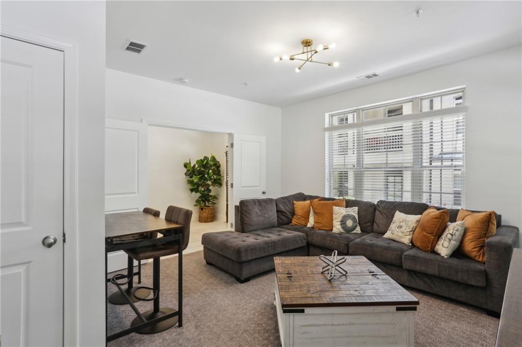 600 Luckett Court
