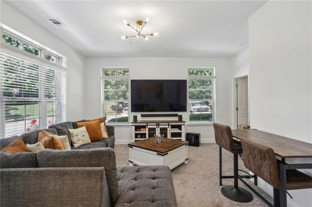 600 Luckett Court