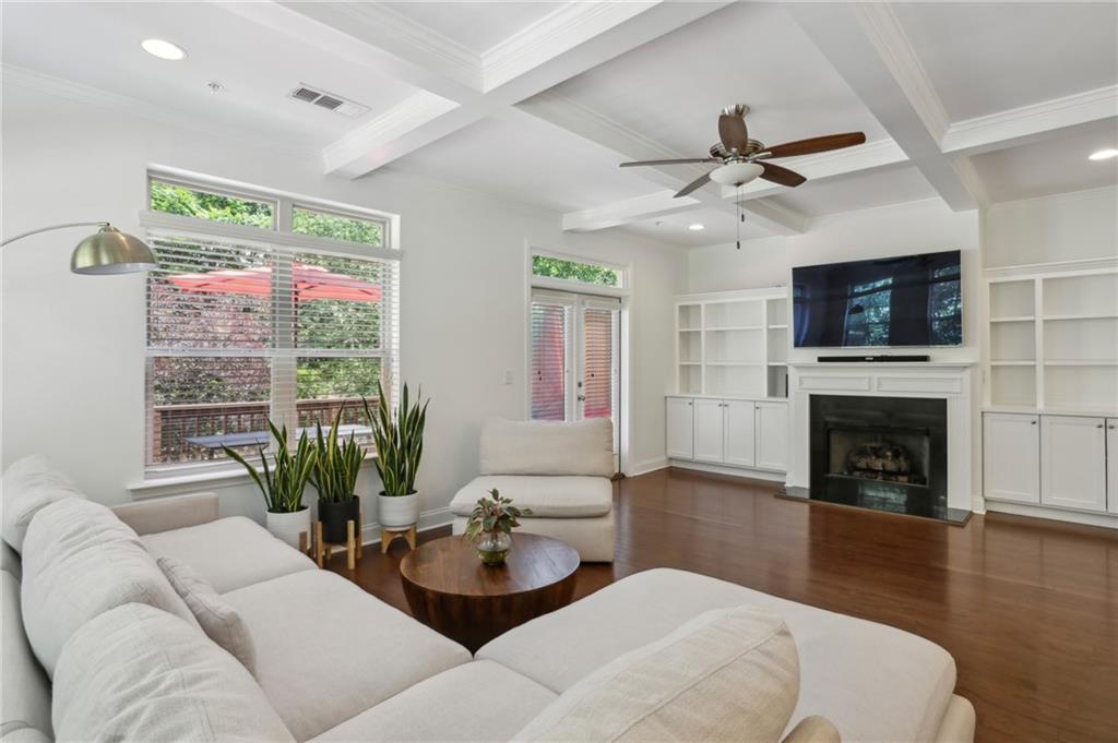 600 Luckett Court