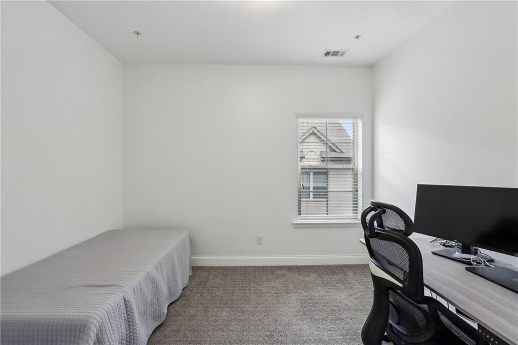 600 Luckett Court