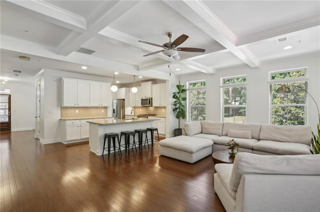 600 Luckett Court