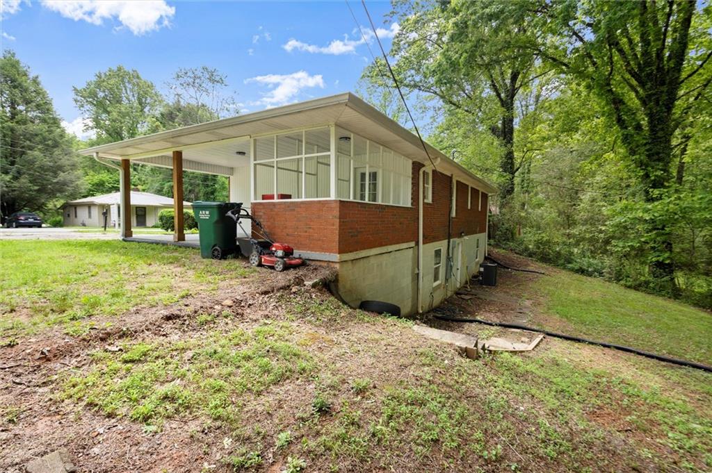 52 Cane Creek Valley Road