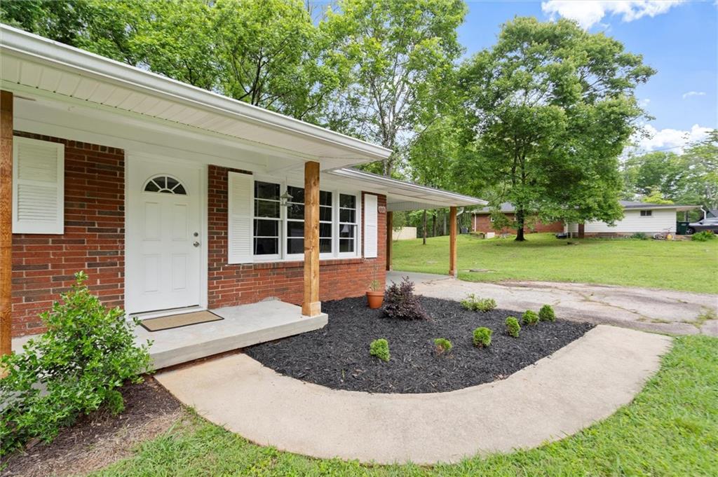 52 Cane Creek Valley Road