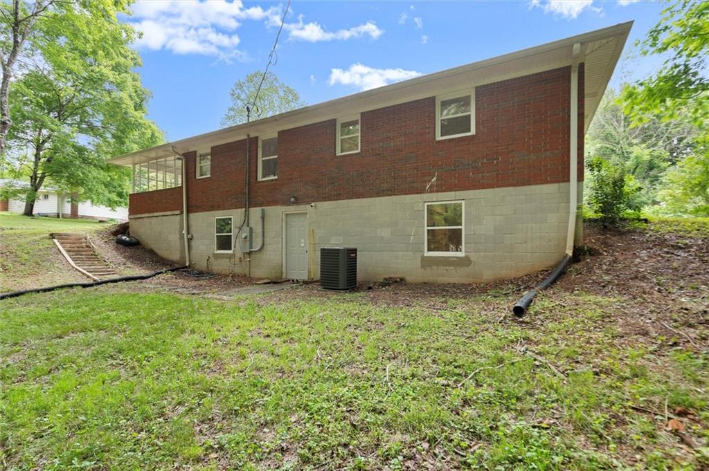 52 Cane Creek Valley Road