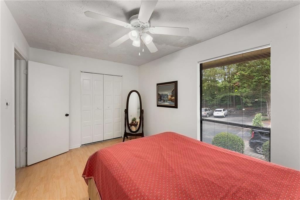 6158 Woodland Road