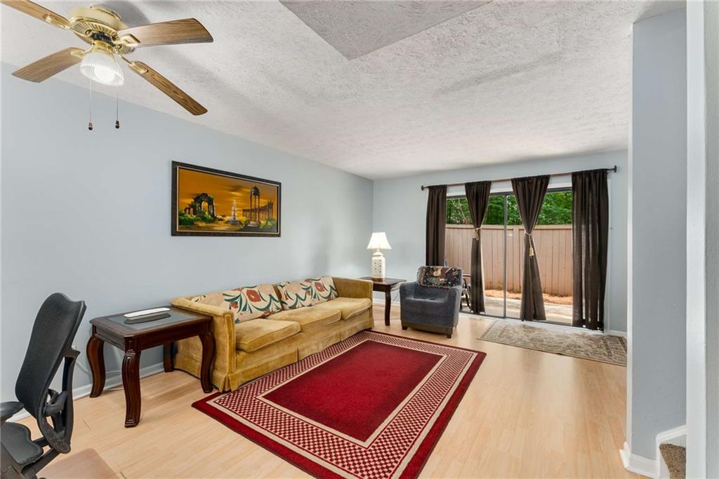 6158 Woodland Road