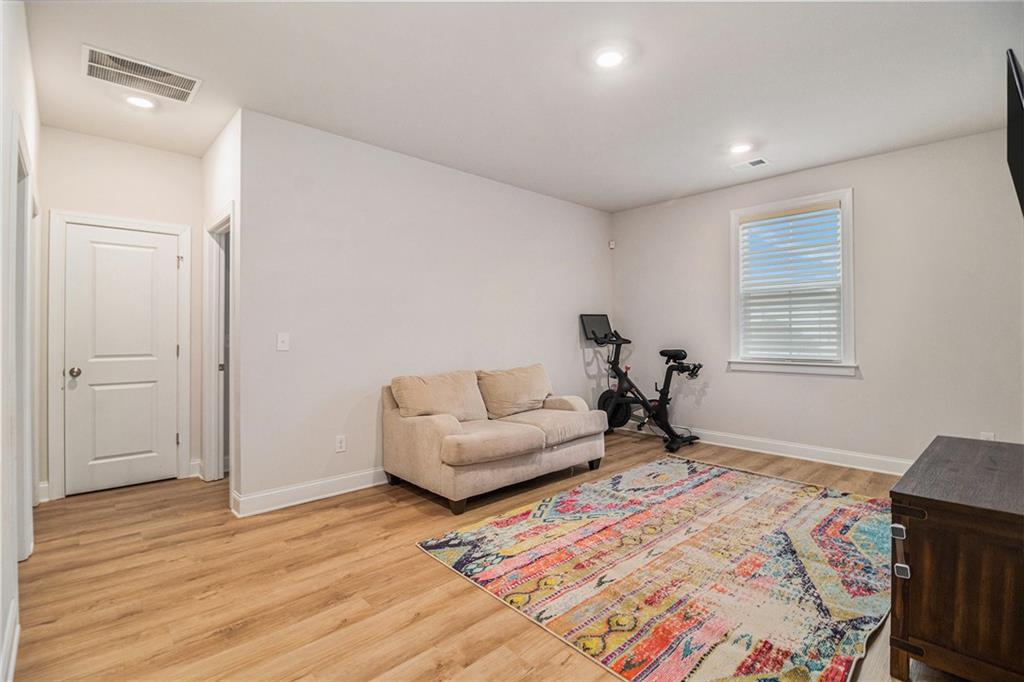 605 Skye Court