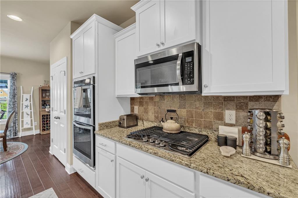 451 Delaware Way
