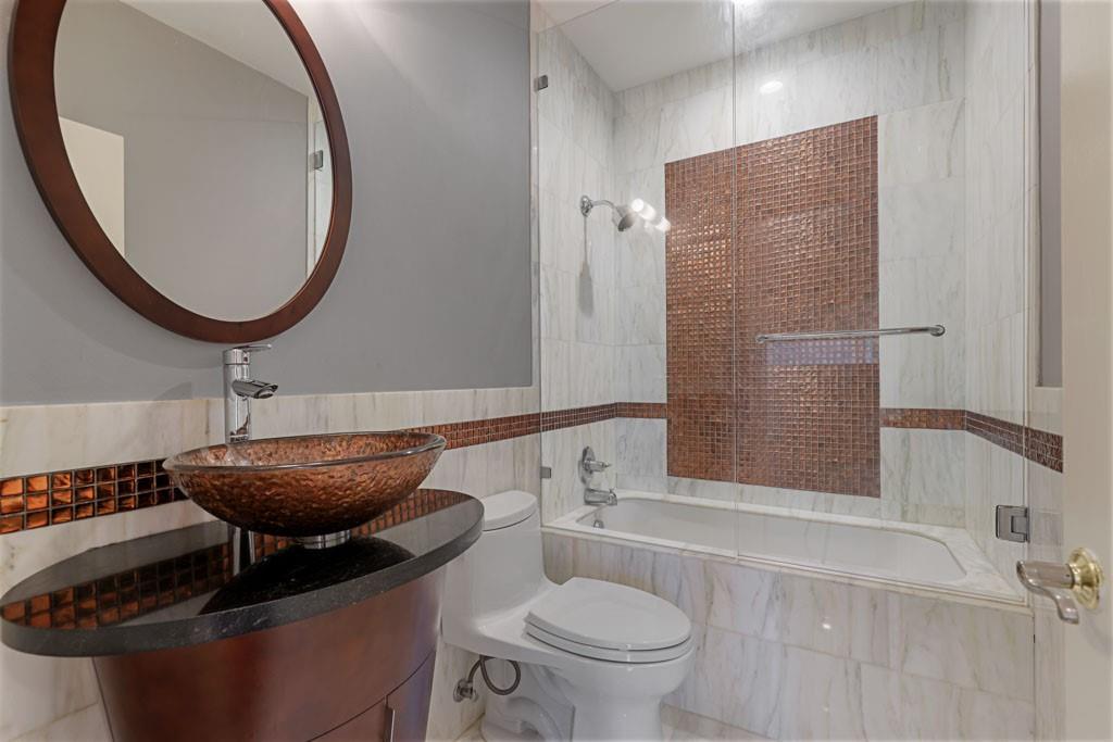 175 15th Street NE Unit 410