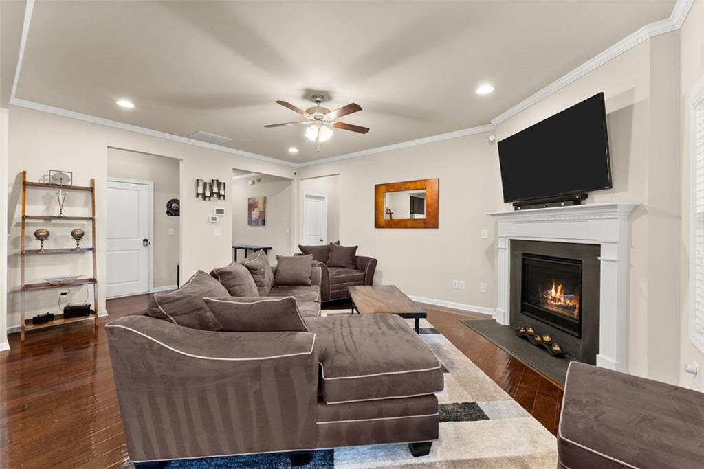 4471 Clubside Drive