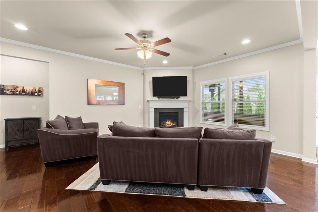 4471 Clubside Drive