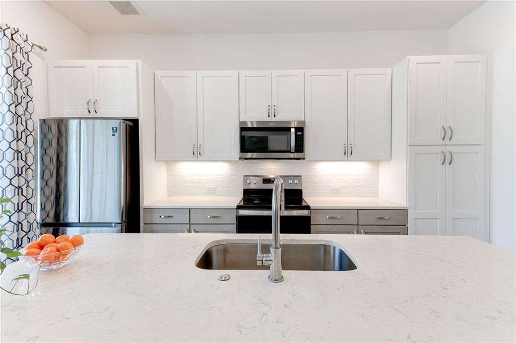 197 Devore Road Unit 607