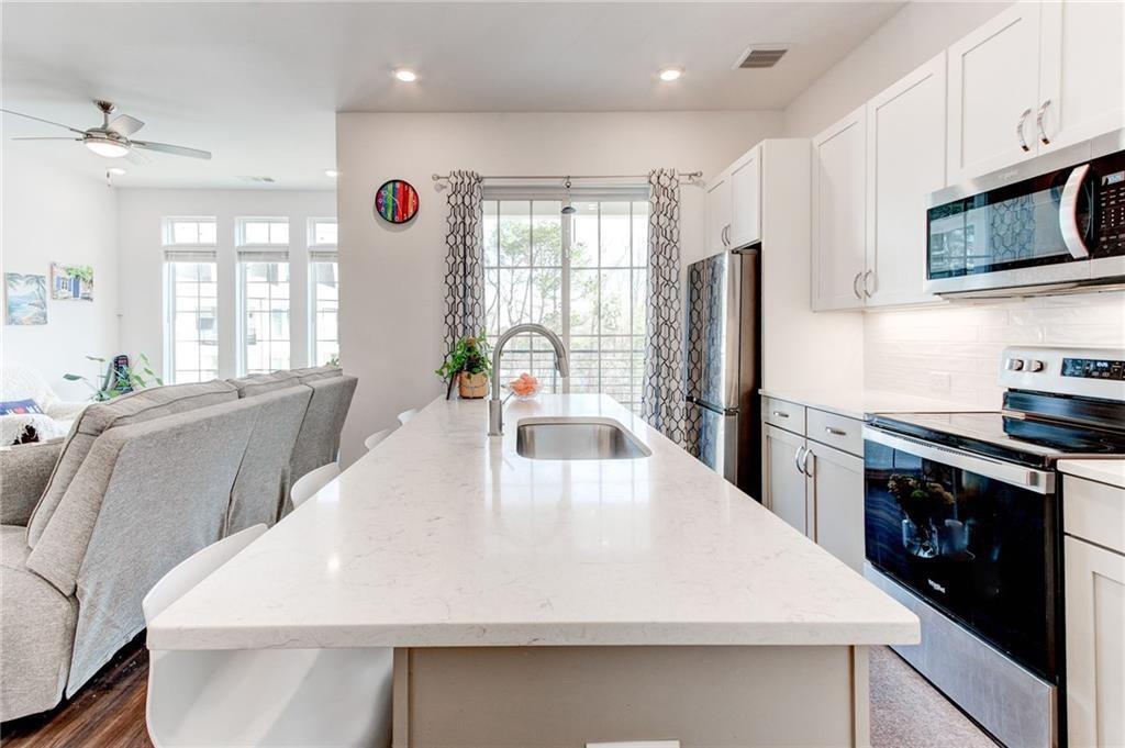 197 Devore Road Unit 607