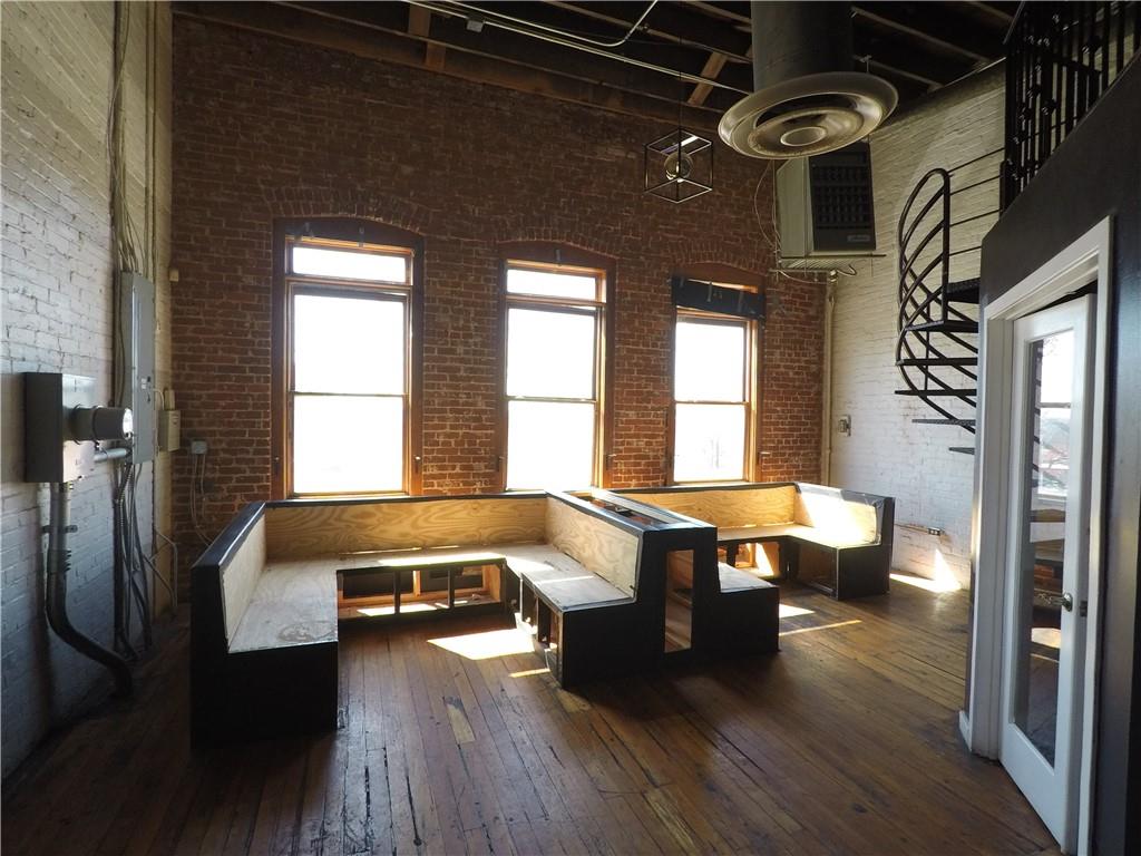 251 Trinity Avenue SW