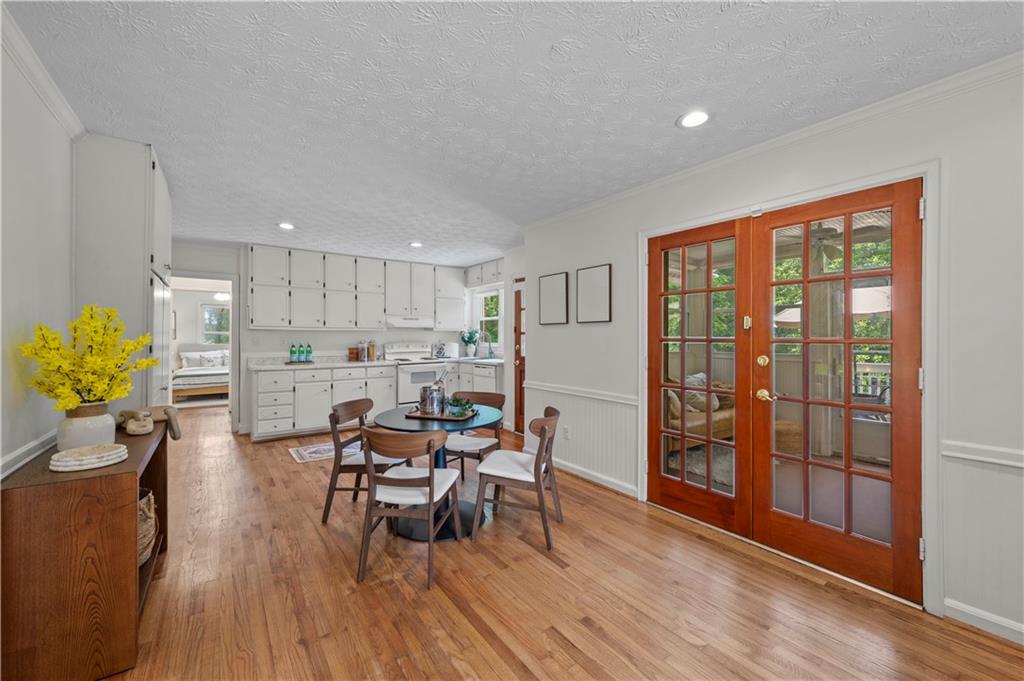 3449 Parkview Drive