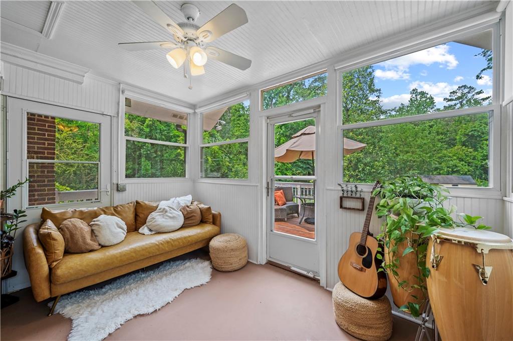 3449 Parkview Drive