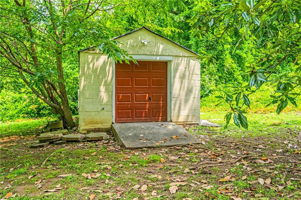 3449 Parkview Drive
