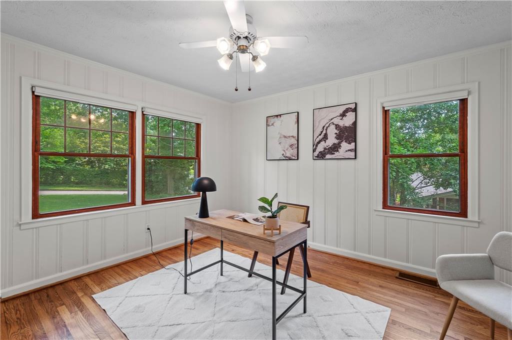 3449 Parkview Drive