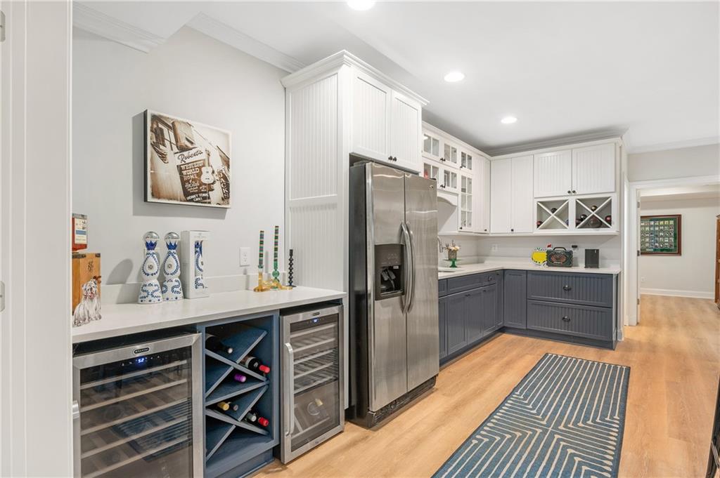 8643 Ellard Drive