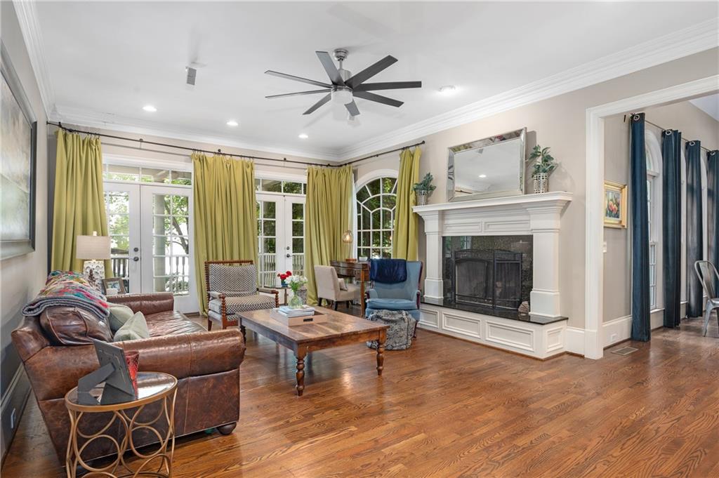 8643 Ellard Drive