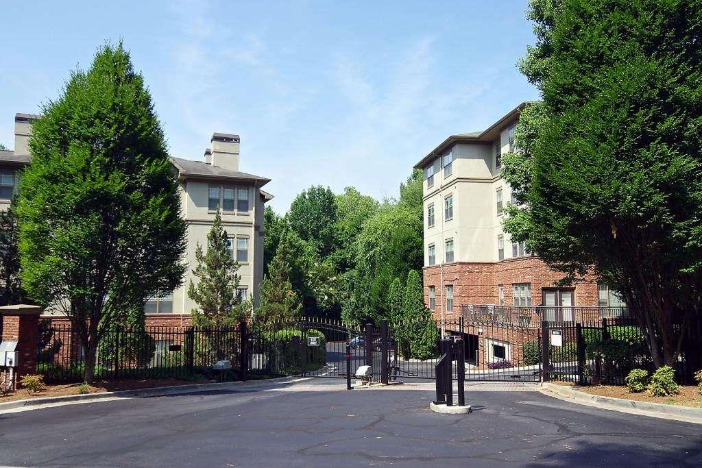 5559 Glenridge Drive Unit 2408