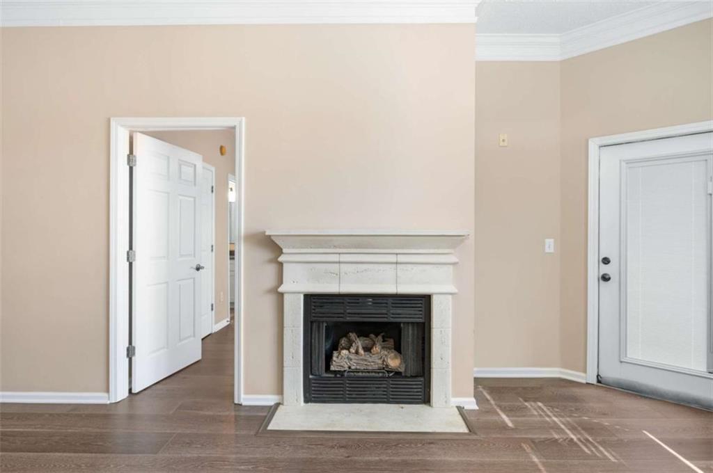 5559 Glenridge Drive Unit 2408
