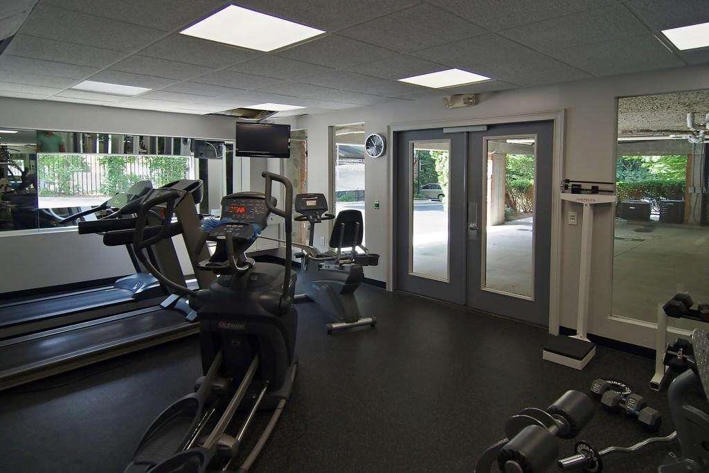 5559 Glenridge Drive Unit 2408