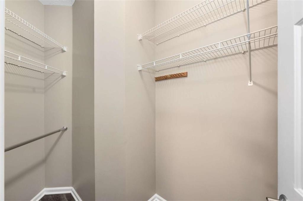 5559 Glenridge Drive Unit 2408