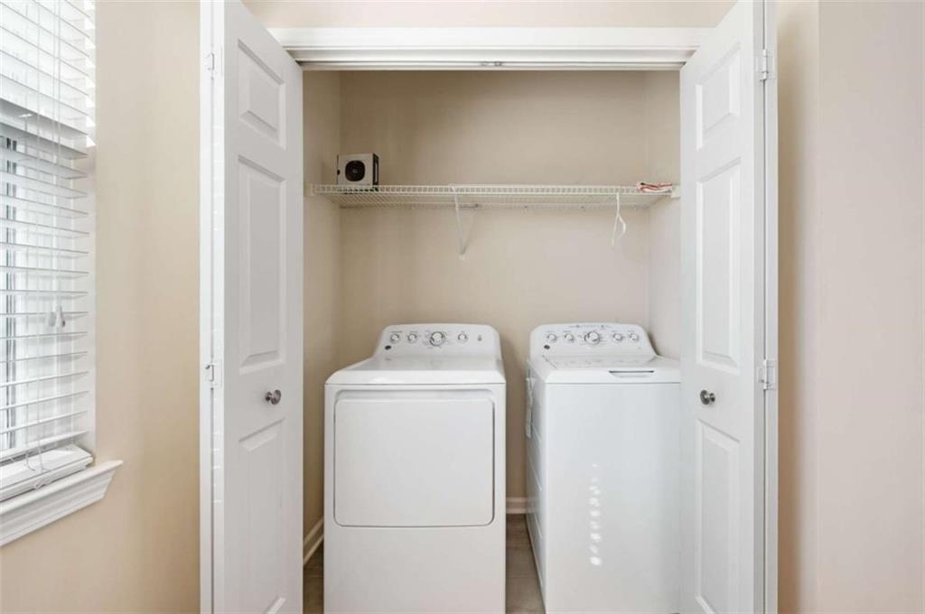 5559 Glenridge Drive Unit 2408