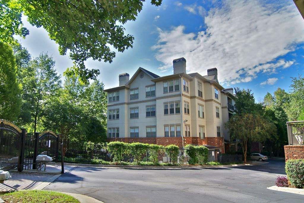 5559 Glenridge Drive Unit 2408