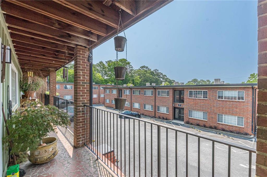 1705 Monroe Drive NE Unit D05