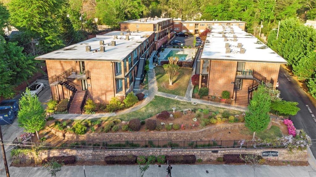 1705 Monroe Drive NE Unit D05