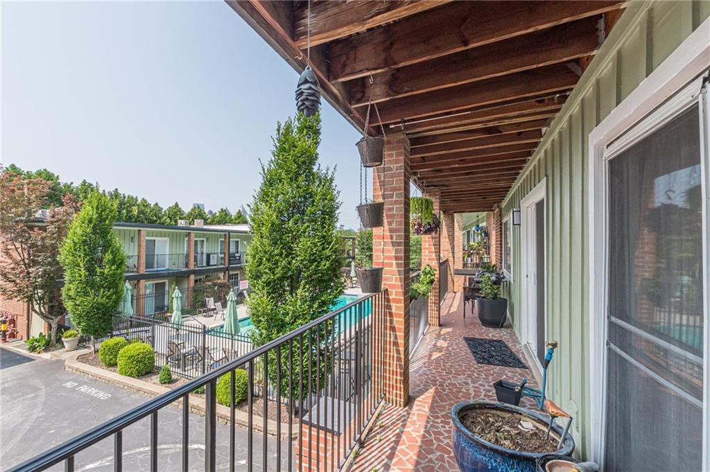 1705 Monroe Drive NE Unit D05