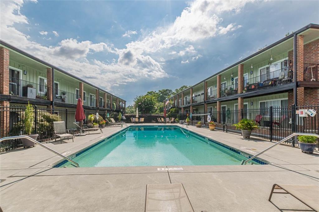 1705 Monroe Drive NE Unit D05