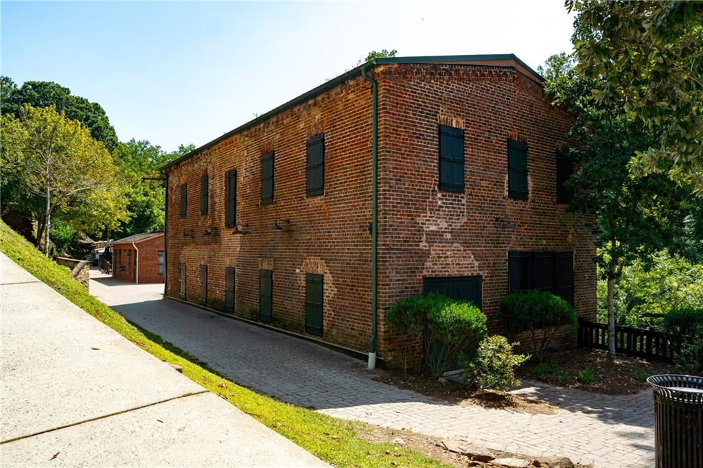 4020 Connolly Court