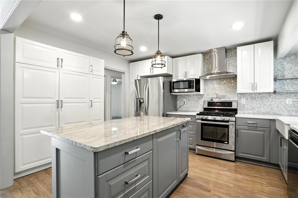 2676 Cottonwood Drive