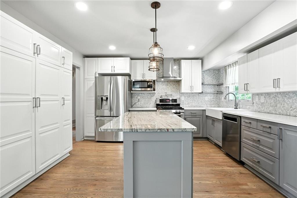 2676 Cottonwood Drive