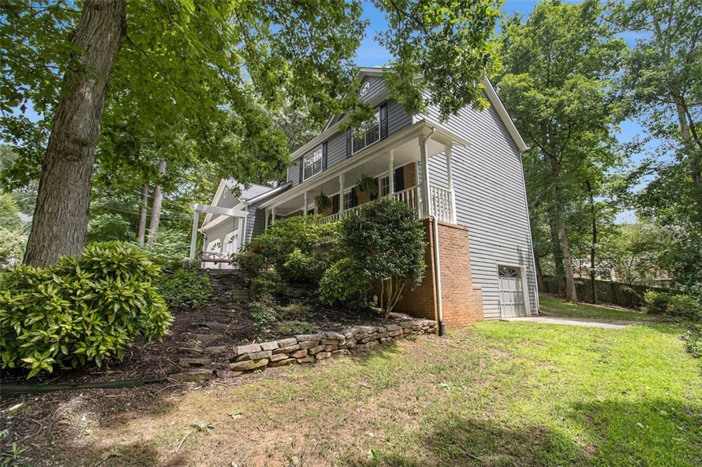 110 Windsor Chase Drive