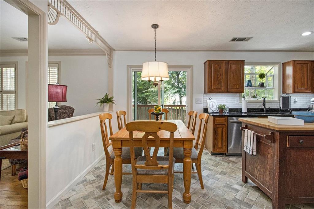 110 Windsor Chase Drive