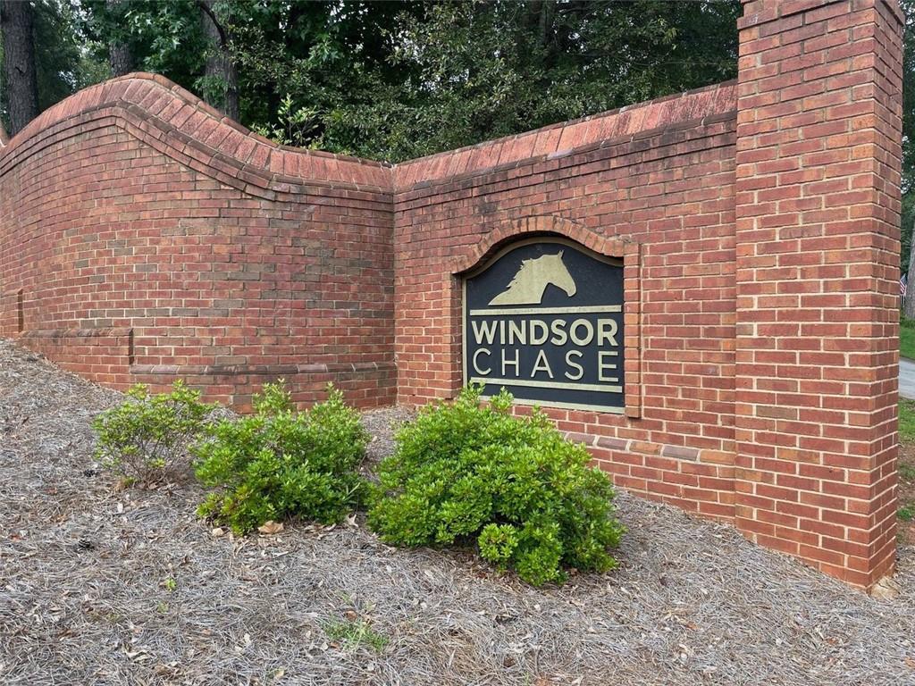 110 Windsor Chase Drive