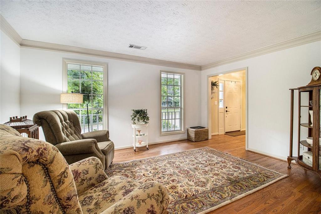 110 Windsor Chase Drive