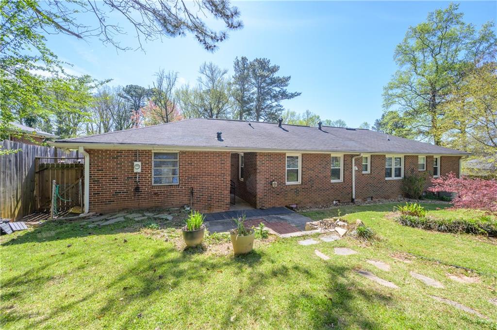 878 Parkway Drive SE