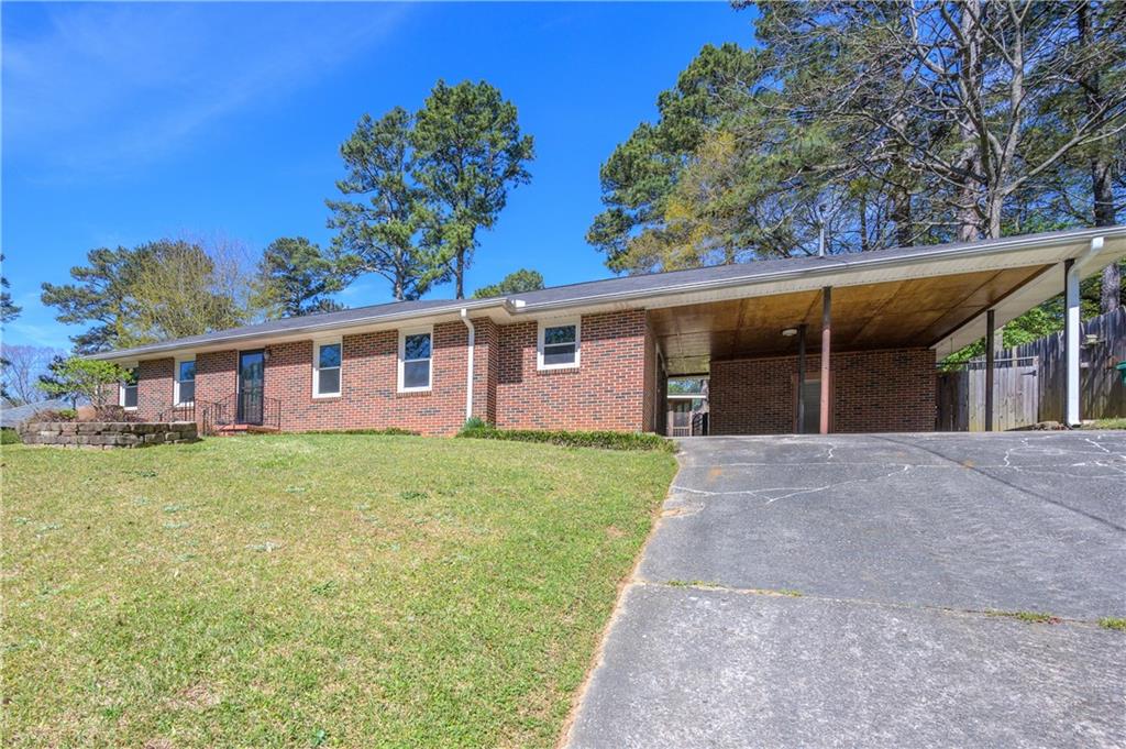 878 Parkway Drive SE