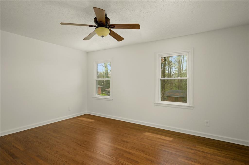 878 Parkway Drive SE