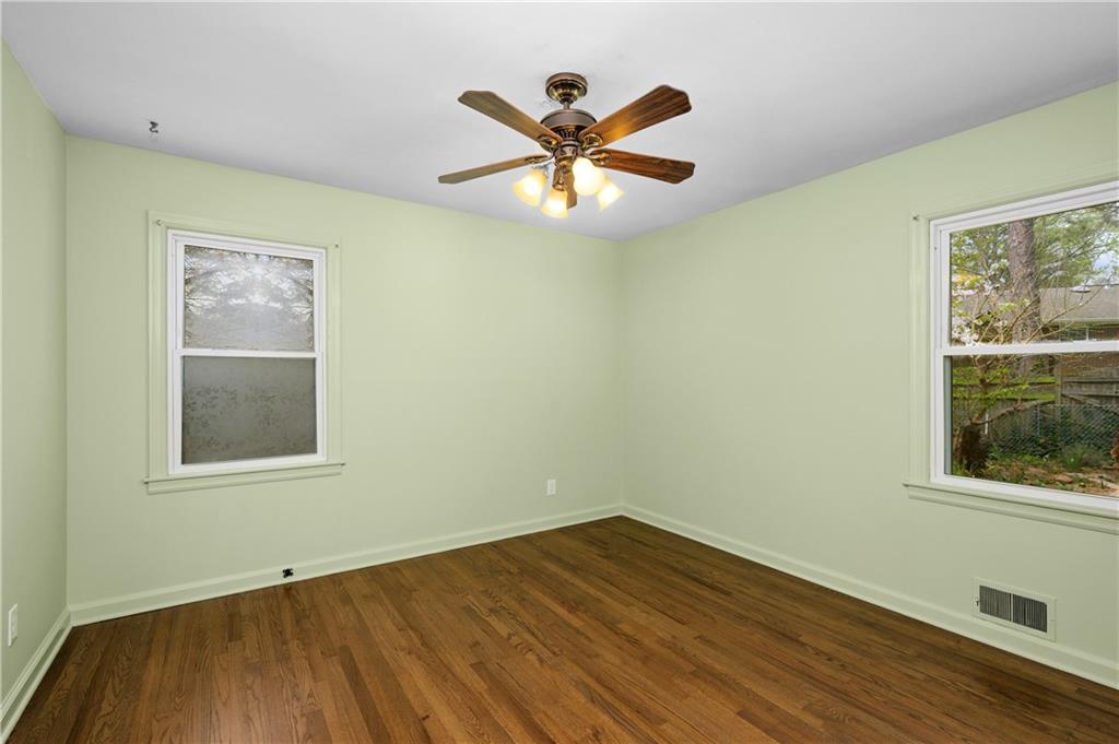 878 Parkway Drive SE