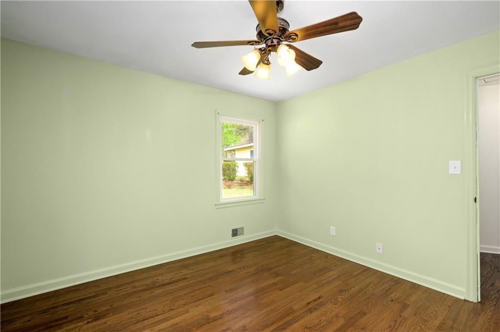 878 Parkway Drive SE