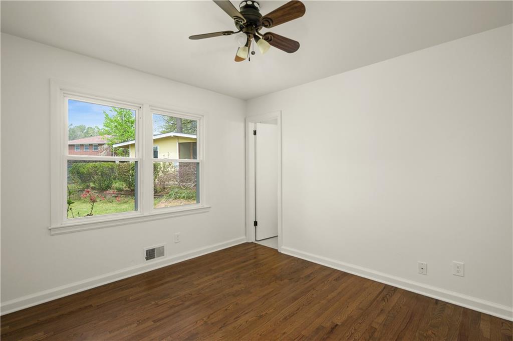878 Parkway Drive SE