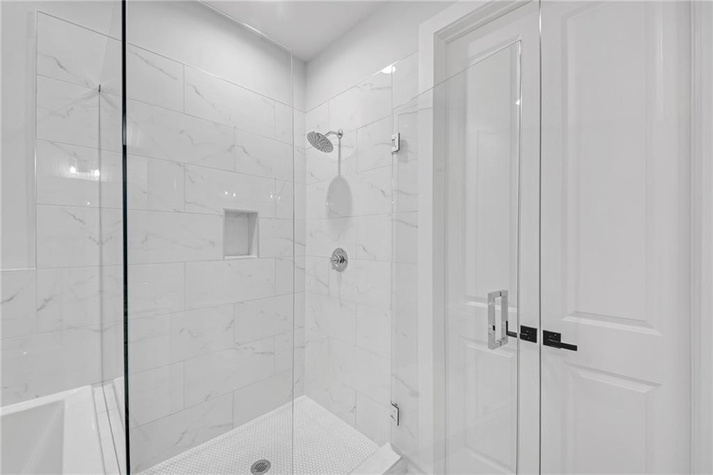 6890 Peachtree Dunwoody Road Unit 104