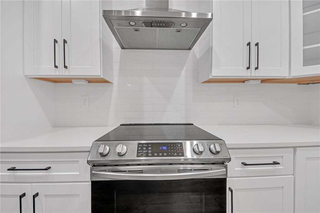 6890 Peachtree Dunwoody Road Unit 104