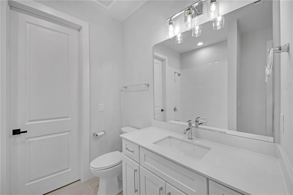 6890 Peachtree Dunwoody Road Unit 104